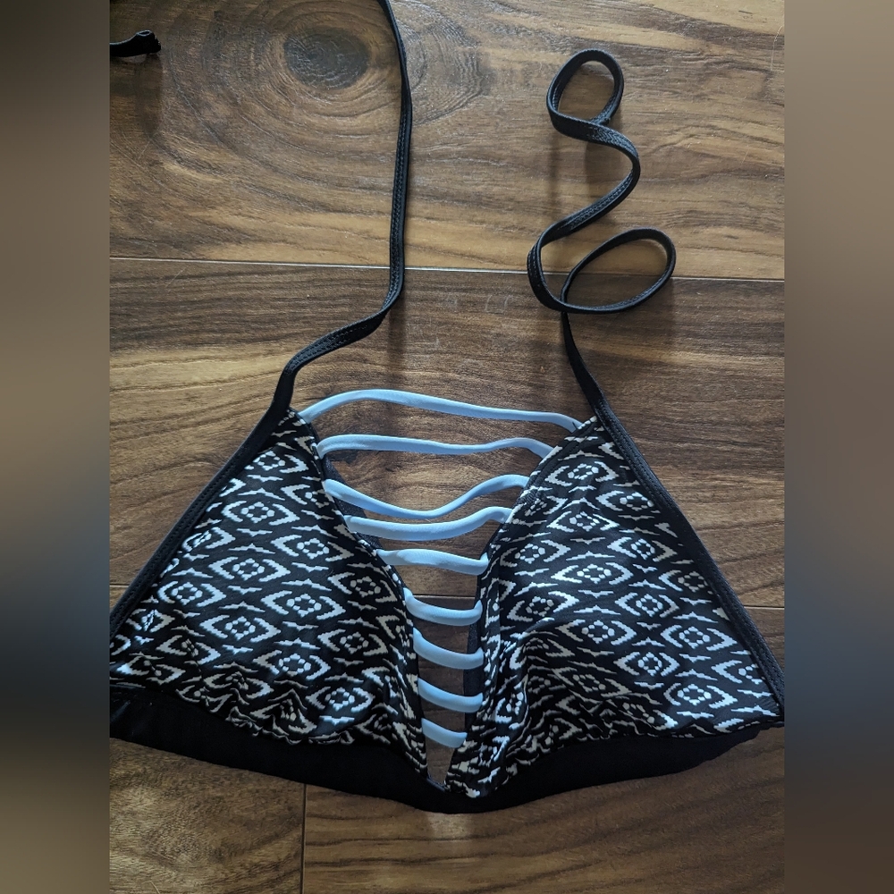 Bikini top